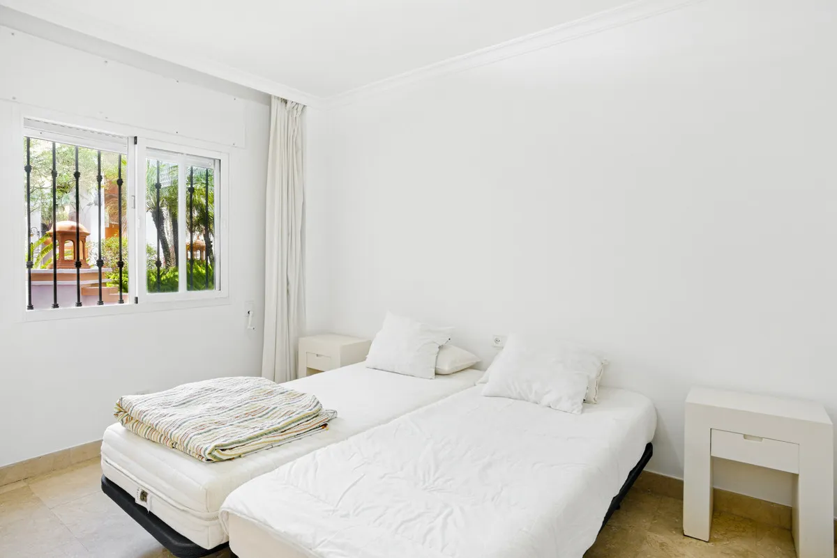 7f07c5d5-f934-4ca1-8f7b-c7eb2bbffb02