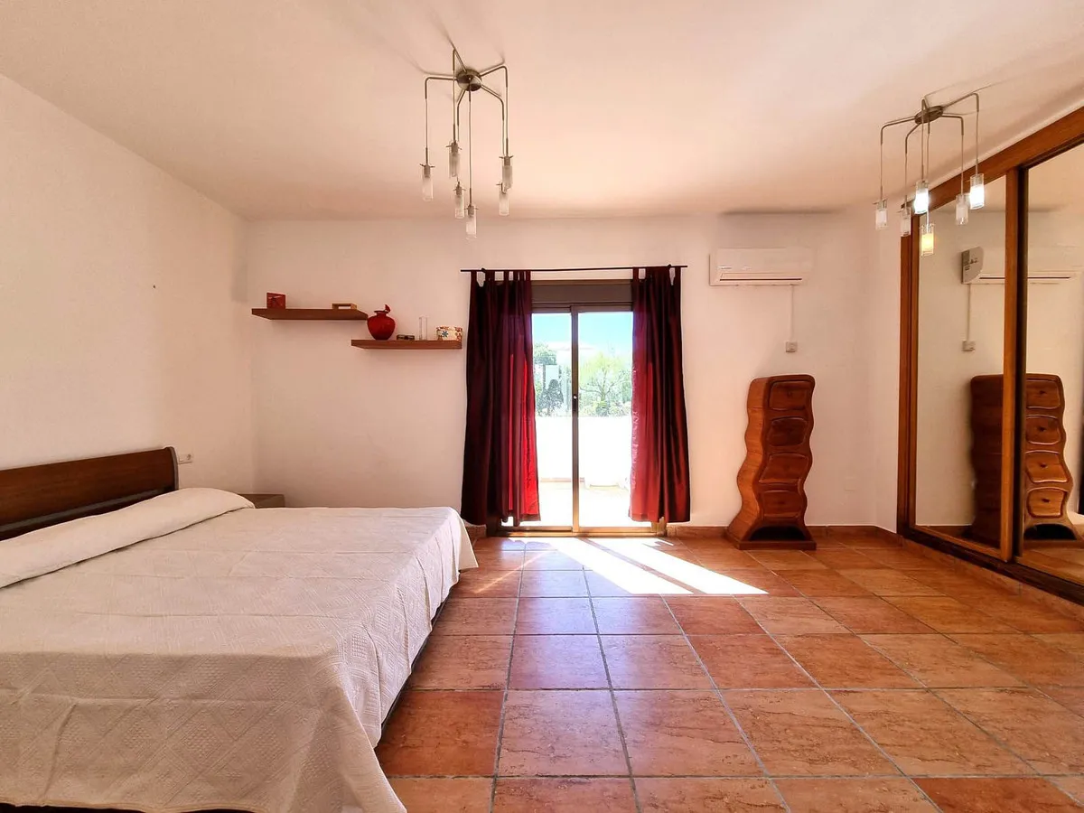 01995baa-f483-4ba9-ae2c-7fb278e69d29