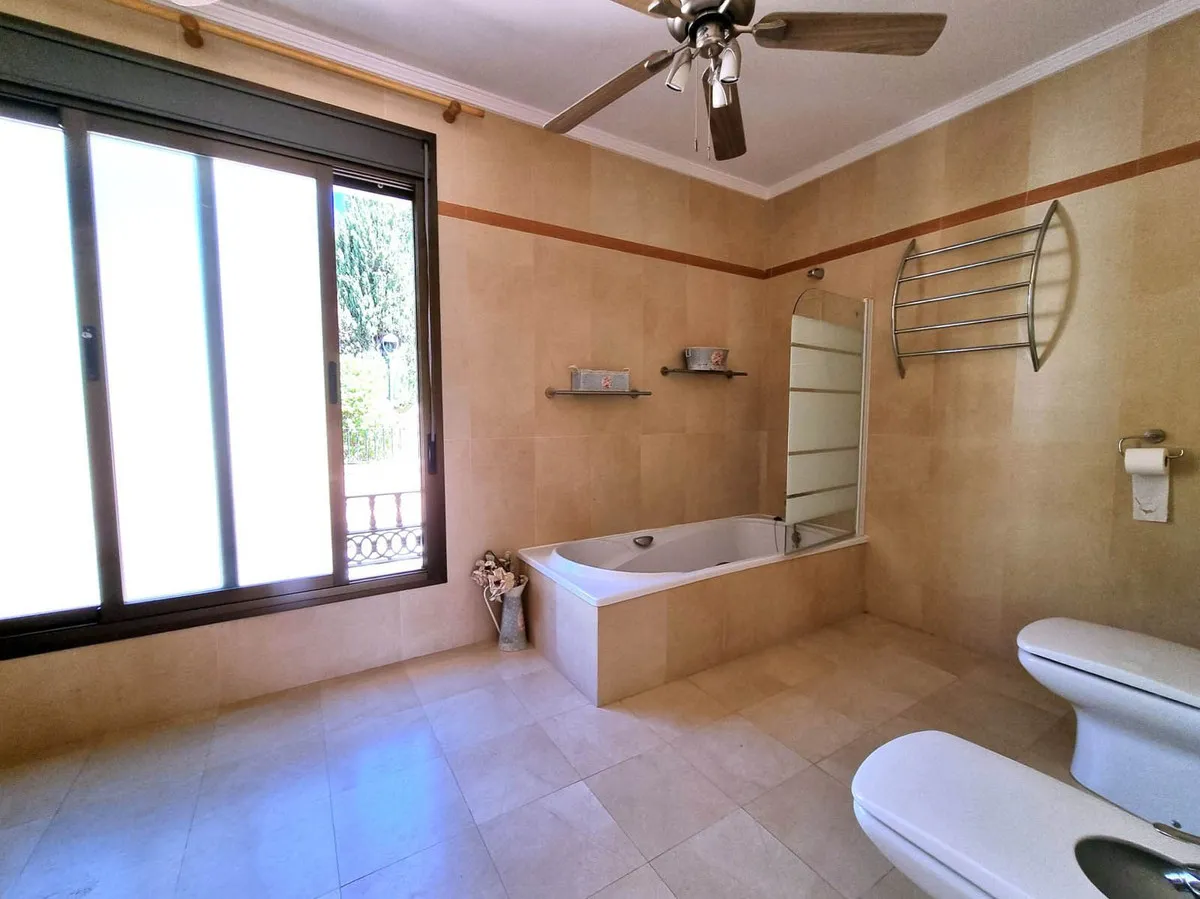 4540c0af-e4a0-4452-8083-973936110f52