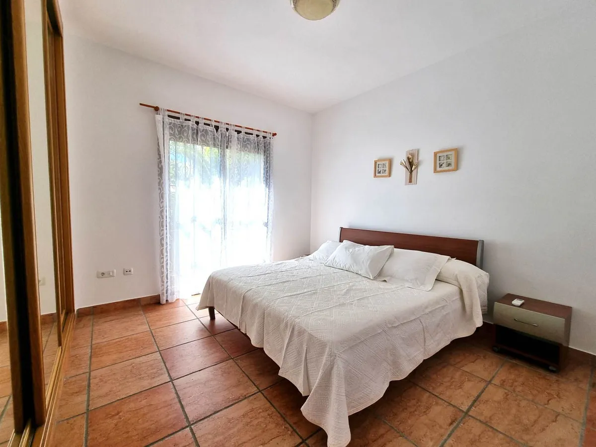 f0ae5a44-5662-48aa-8539-a3fe02601ed3