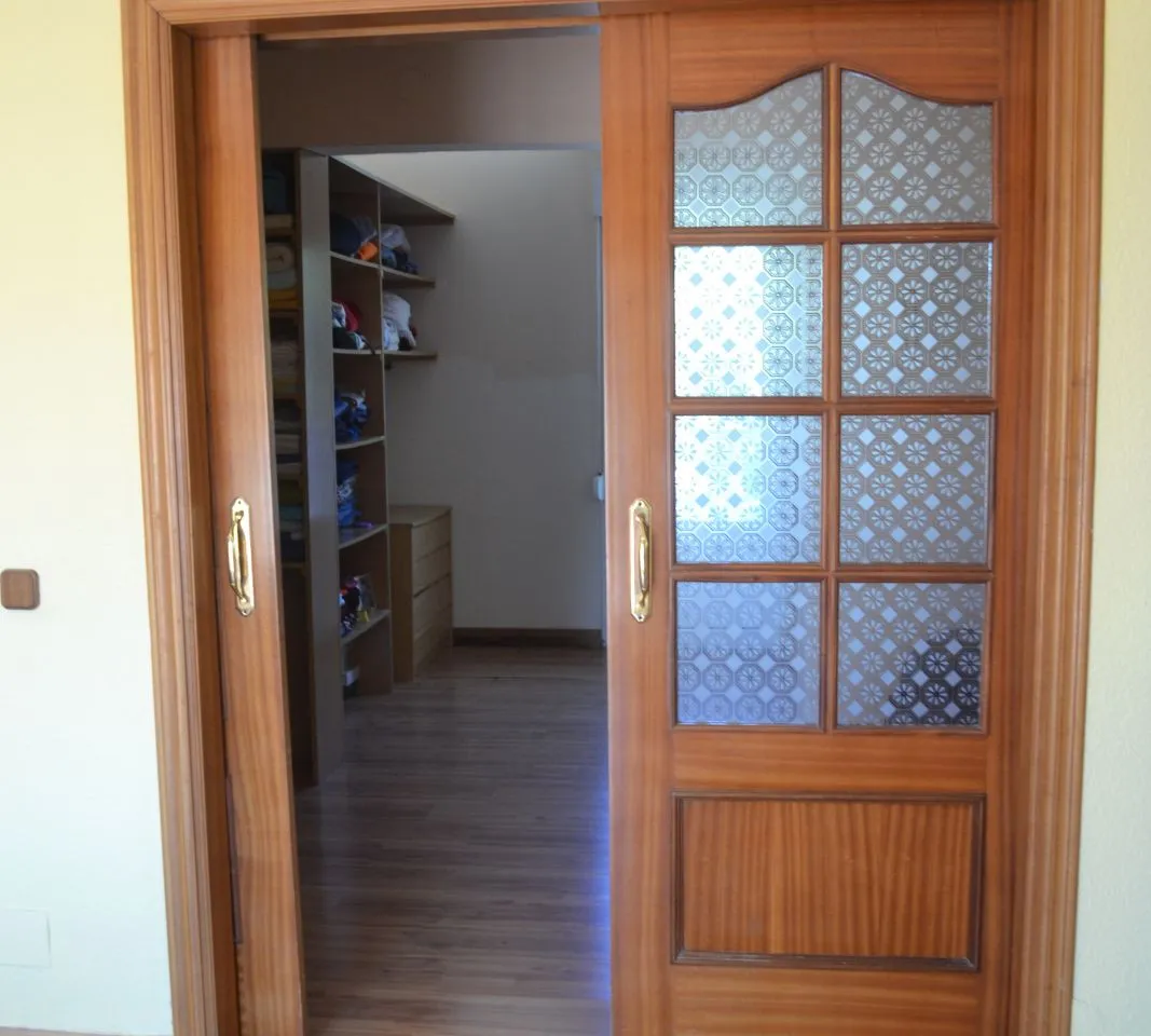 c9fb24af-42cd-4c06-8d05-1ecf5d76ab19