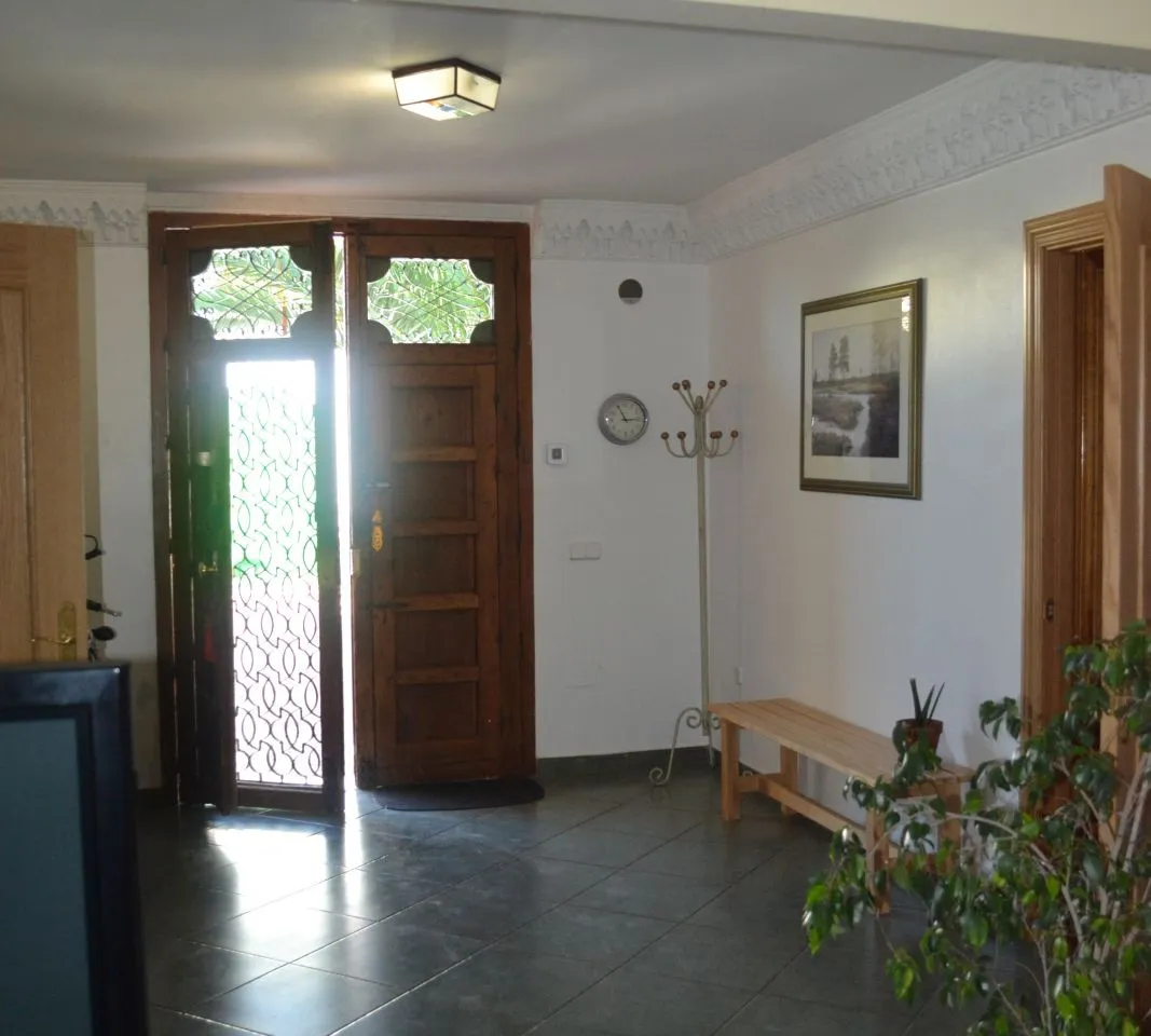 d93c796d-9d09-4796-a1f8-d0b50b570f77