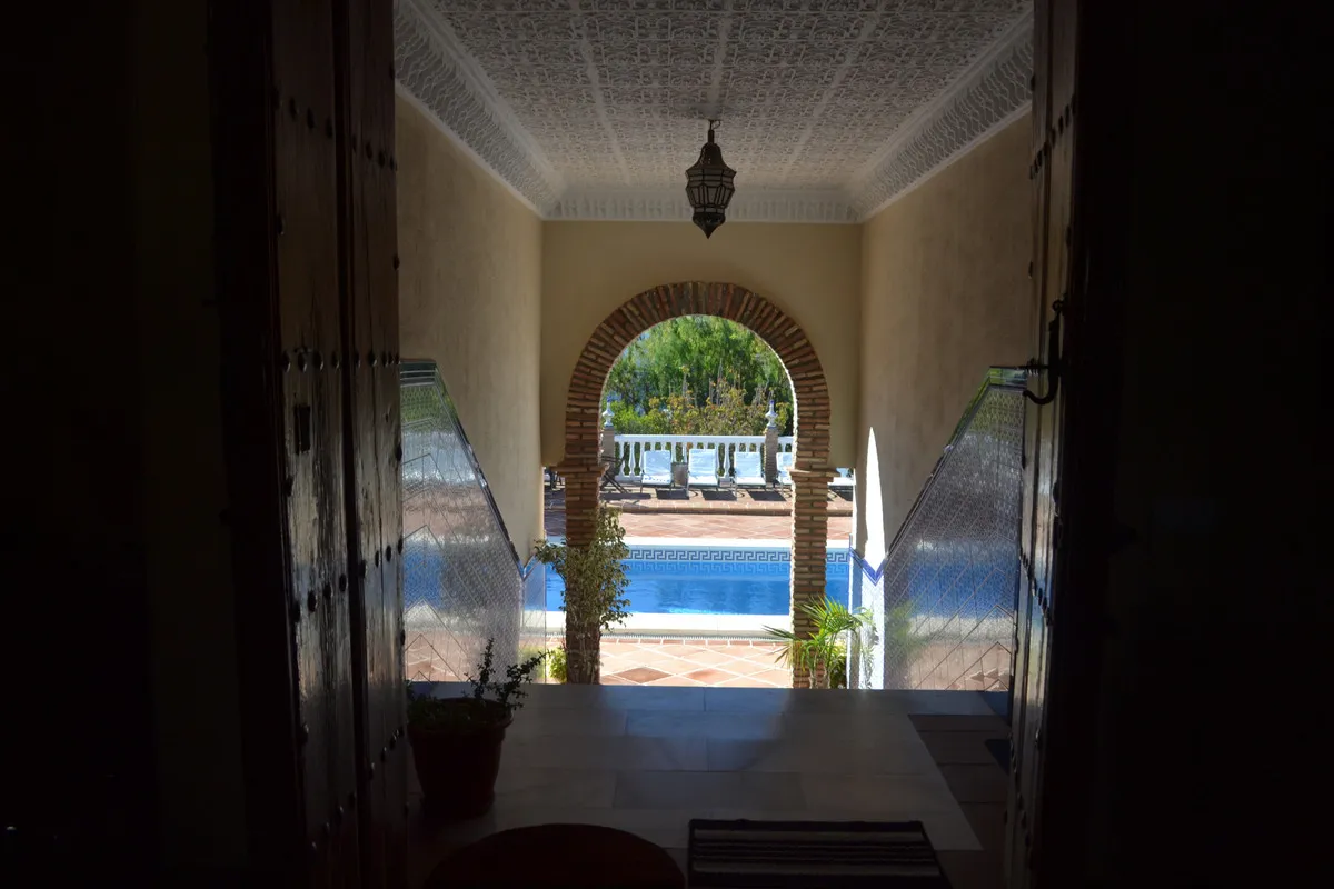 decc6341-2a92-4d3d-8e67-933c428c760e