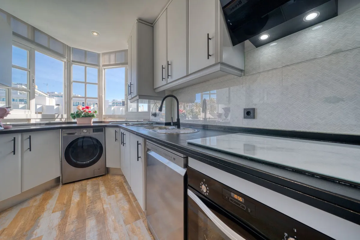 40f83483-d183-4adb-8801-f65ace469061