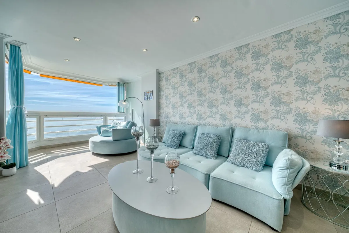 9aab36bd-672d-4e3e-b499-53e2e8ef7cfc