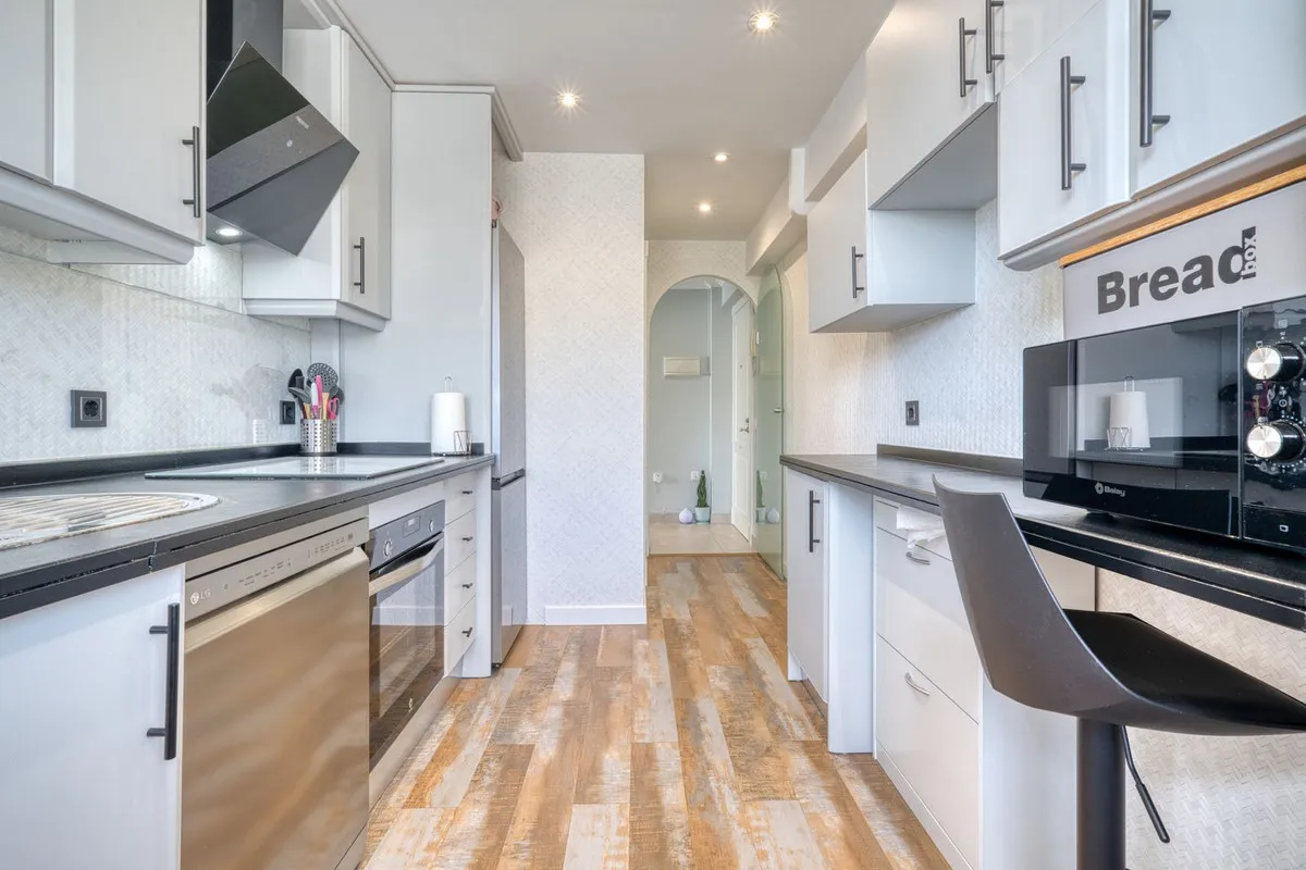 da851cdf-fda9-4dc8-ba54-81ce57d9bf2d