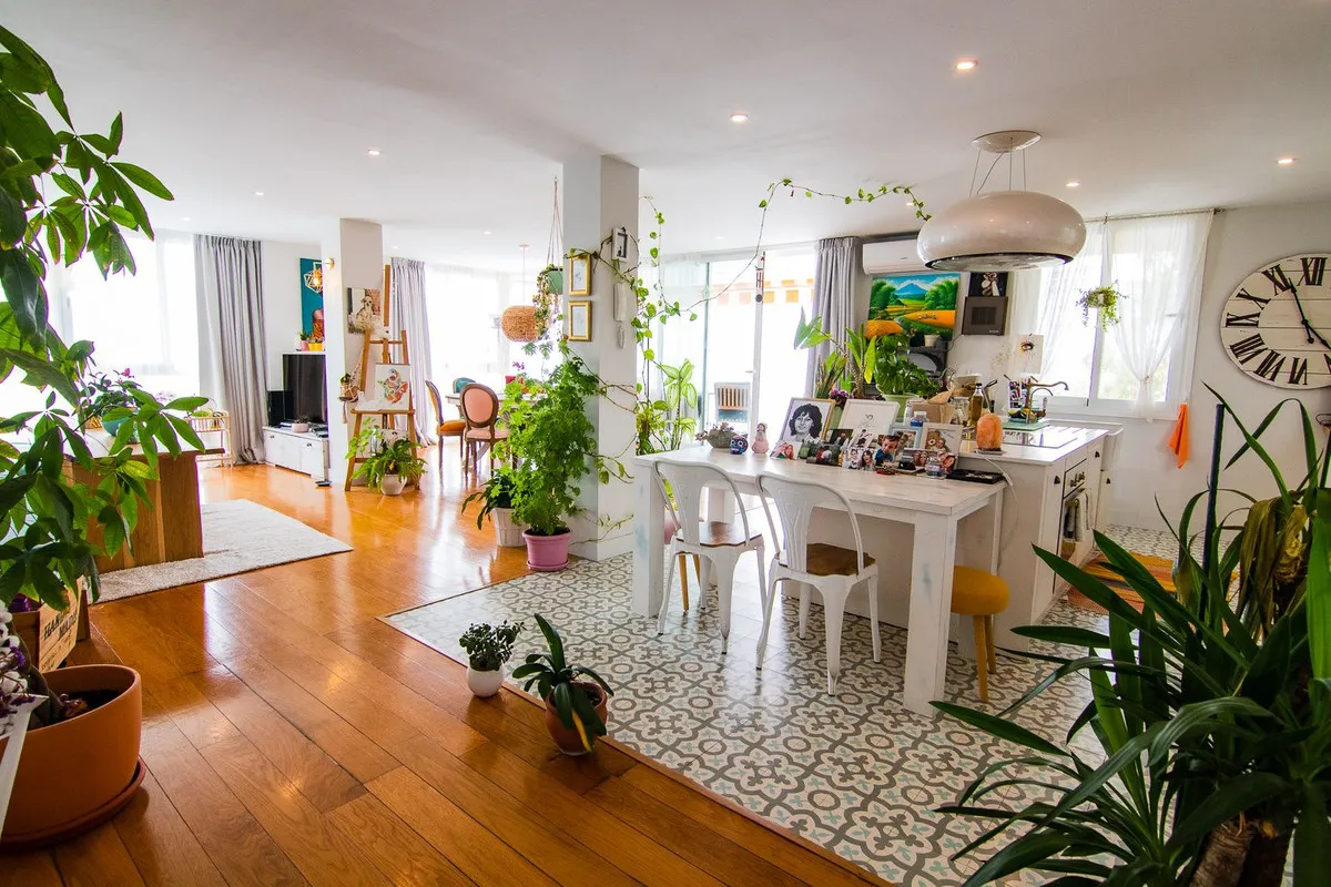 13092b3b-40a2-4070-8855-479c4d017069