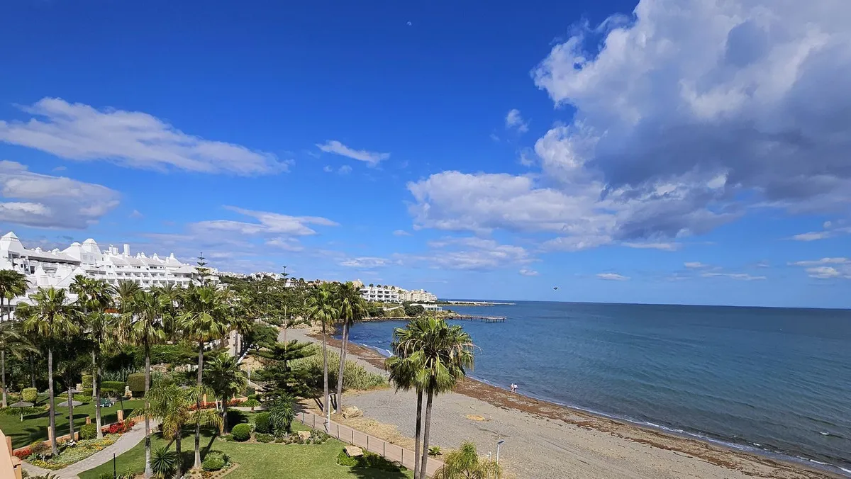 1c6bed34-e8b2-46b5-a23b-7372dfc9377f