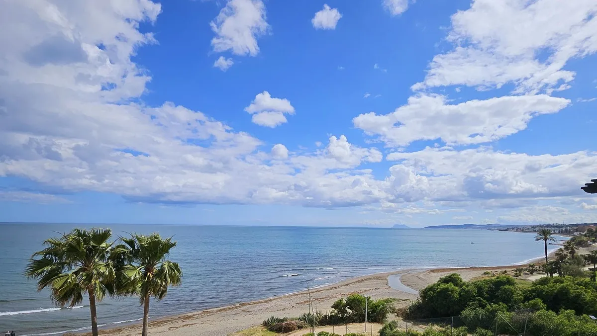 4d12c9c0-abbe-4cef-bfa2-aa8a500bba55