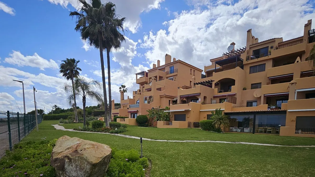 6bd6eedb-c85f-46eb-9c8d-6060b2237474