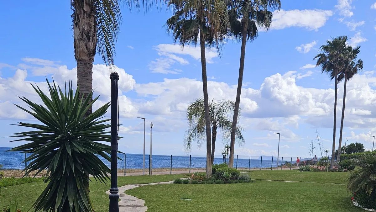 79e3d97e-bc70-4fcb-b314-8a5416e8c9d4