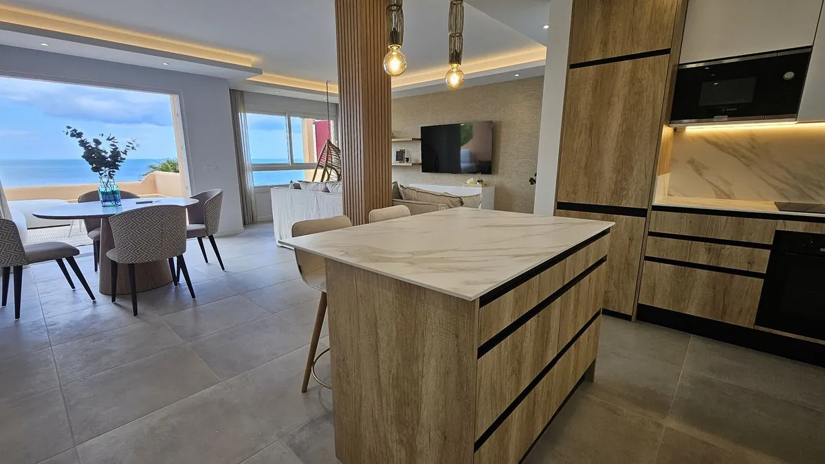 9c01d9ad-3c22-4a4f-aa19-bdd7ab1fe535