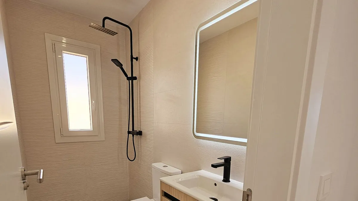 a1df12f3-4ec2-467f-920c-83473ccfdd72