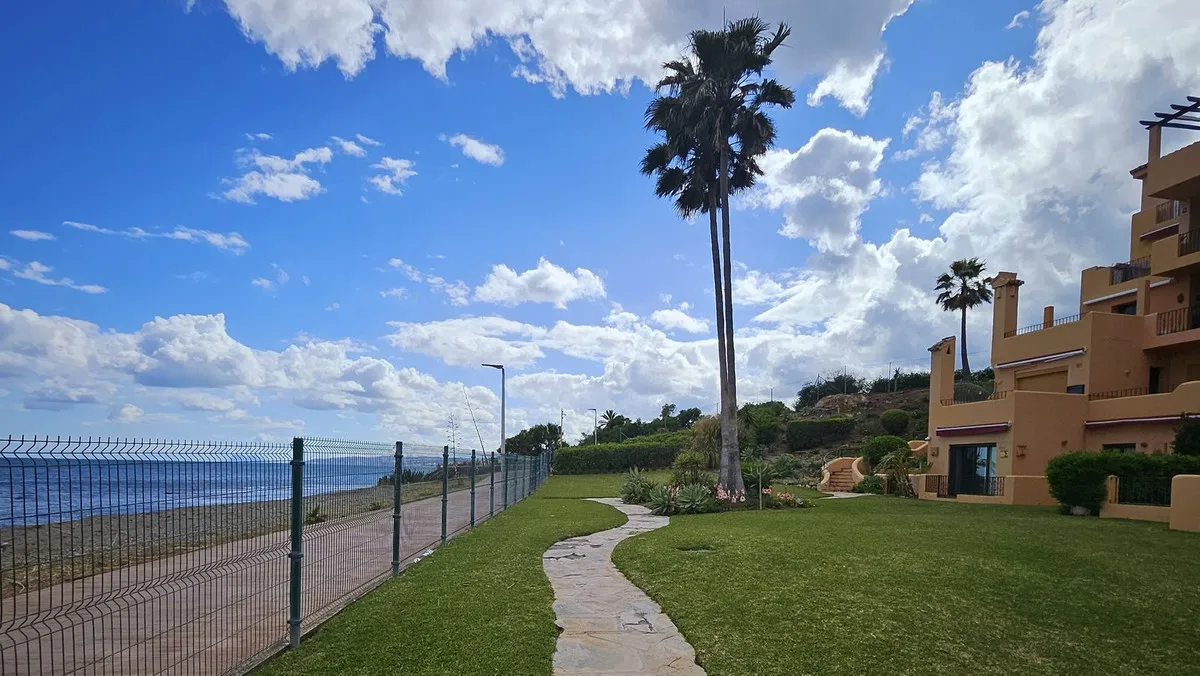 a845f31d-8bbf-4c7a-8b86-dc28ab0ac1c4