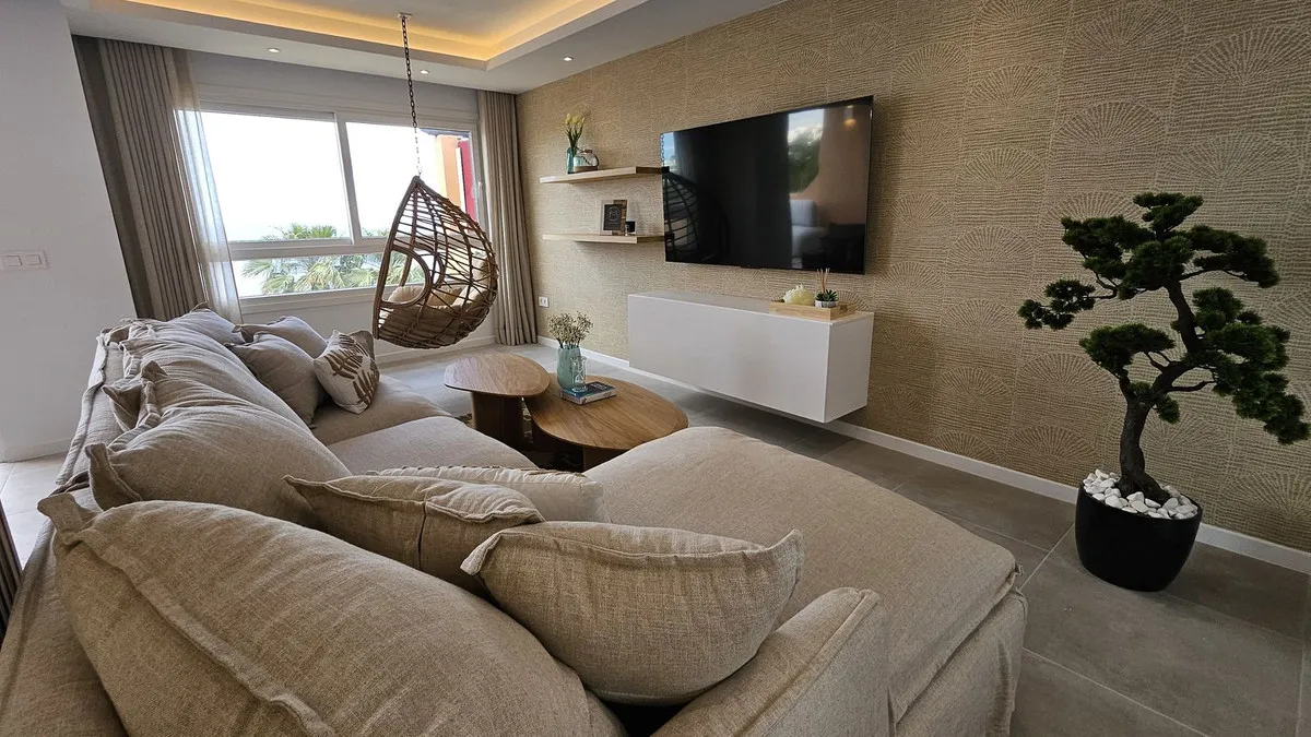 f9ed93d7-051d-4258-9548-ad14c483dfd4