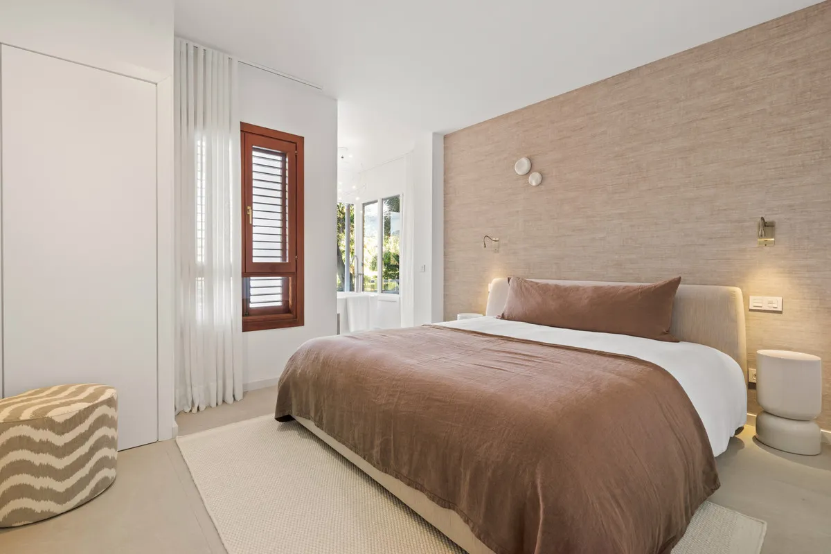 7a38a61c-91e4-4753-8a00-9a7561187b70