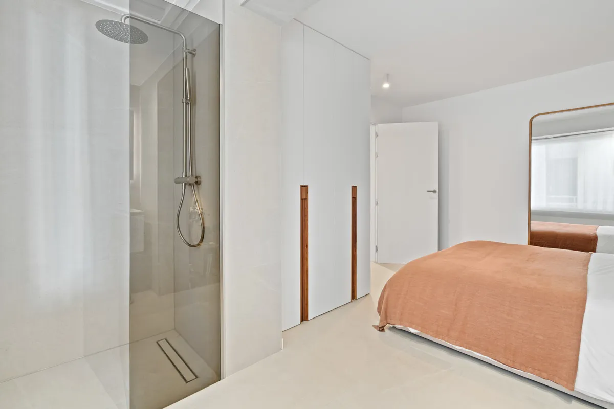 a5da90aa-9f81-4ea6-b732-7fa29fe943d1