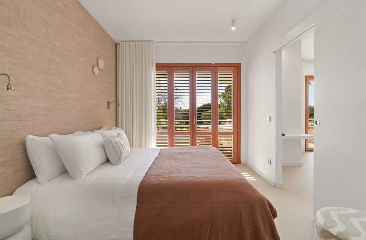 d4cc90c6-2545-414b-aedc-adebe3aca800