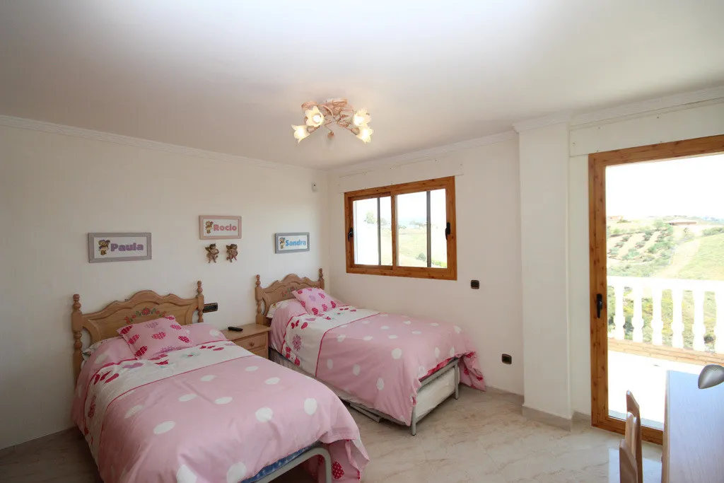 6a189714-98ec-423c-bcba-c7ccb2c2a270