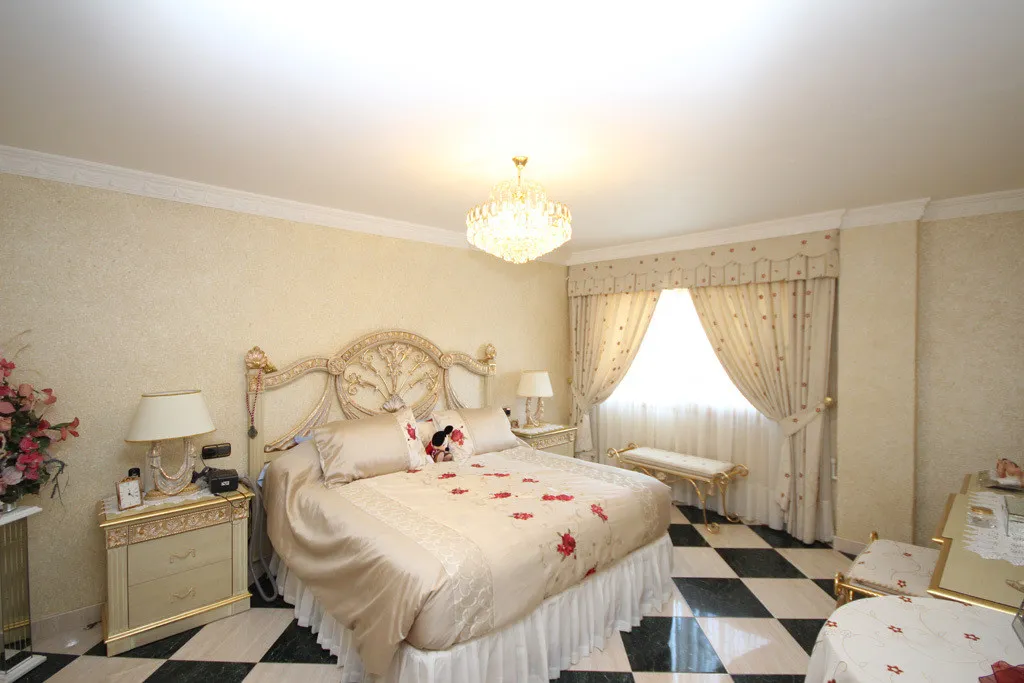 ed182174-be0e-41cd-a304-7b3115d65325