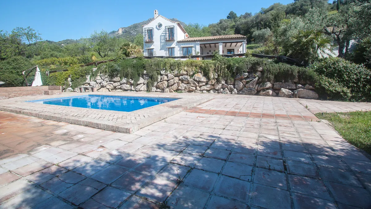 2e6af194-5ac2-4b53-a080-41a984ec7dbd