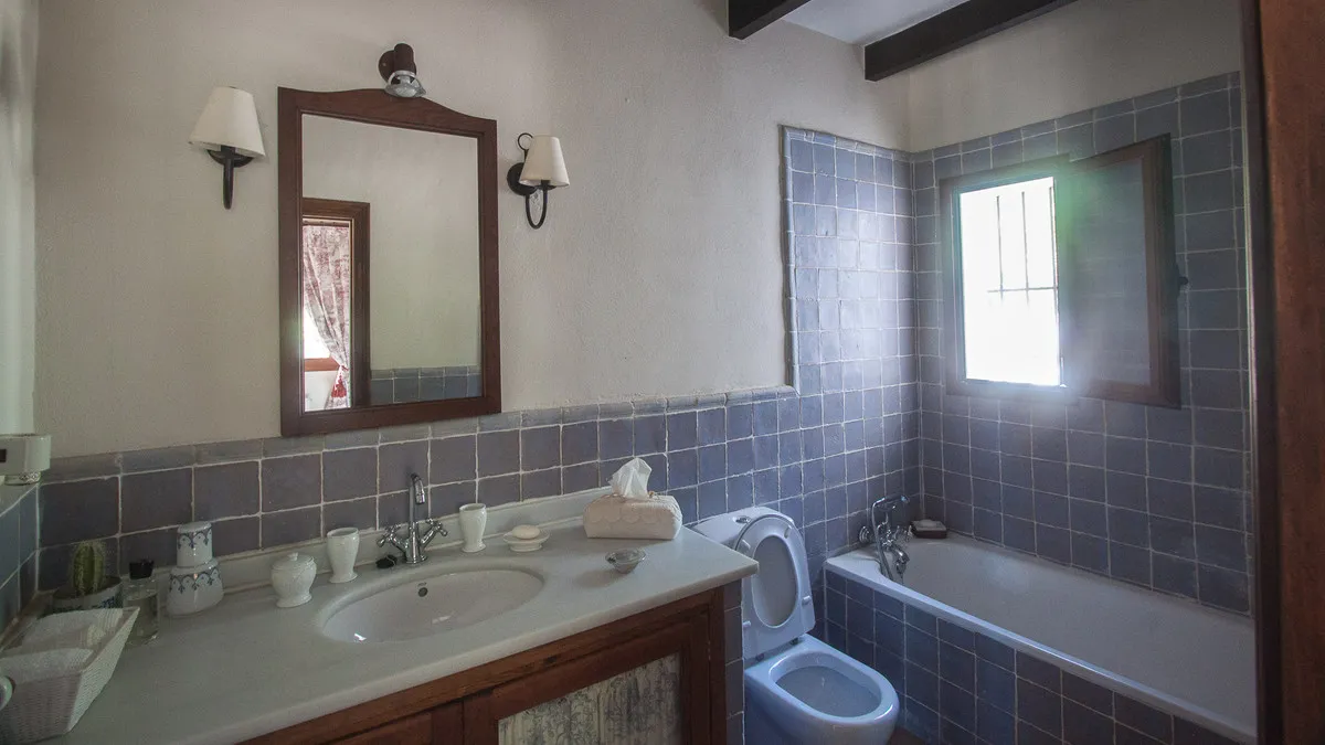 7cbd6cd1-347e-4d76-bfd5-0ce3395ce202