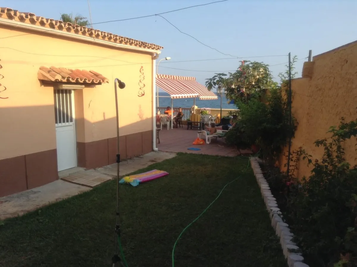 31f65004-e089-4954-8c74-8b19d7b5f7ff