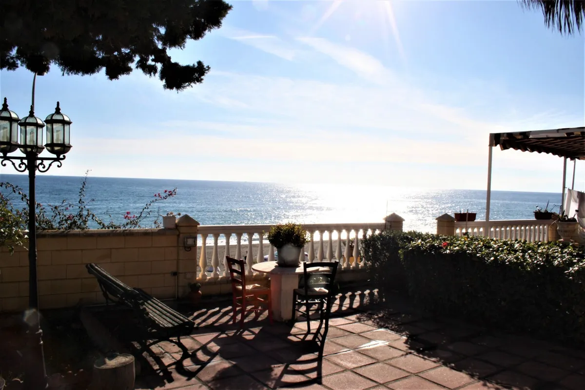 df12f3c8-9c86-4bfc-b652-aad7ed64848d