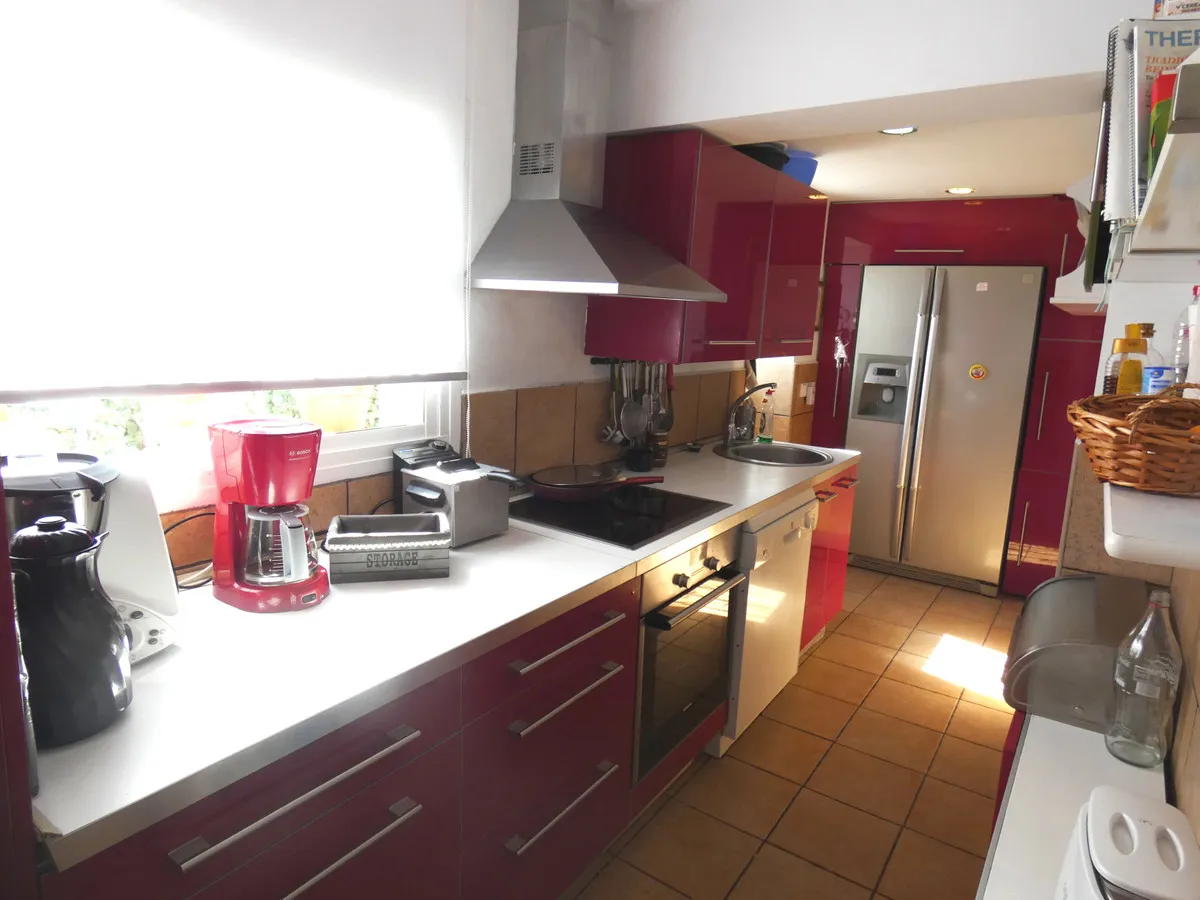 2d76d956-9702-4632-89f4-71b73cd26066