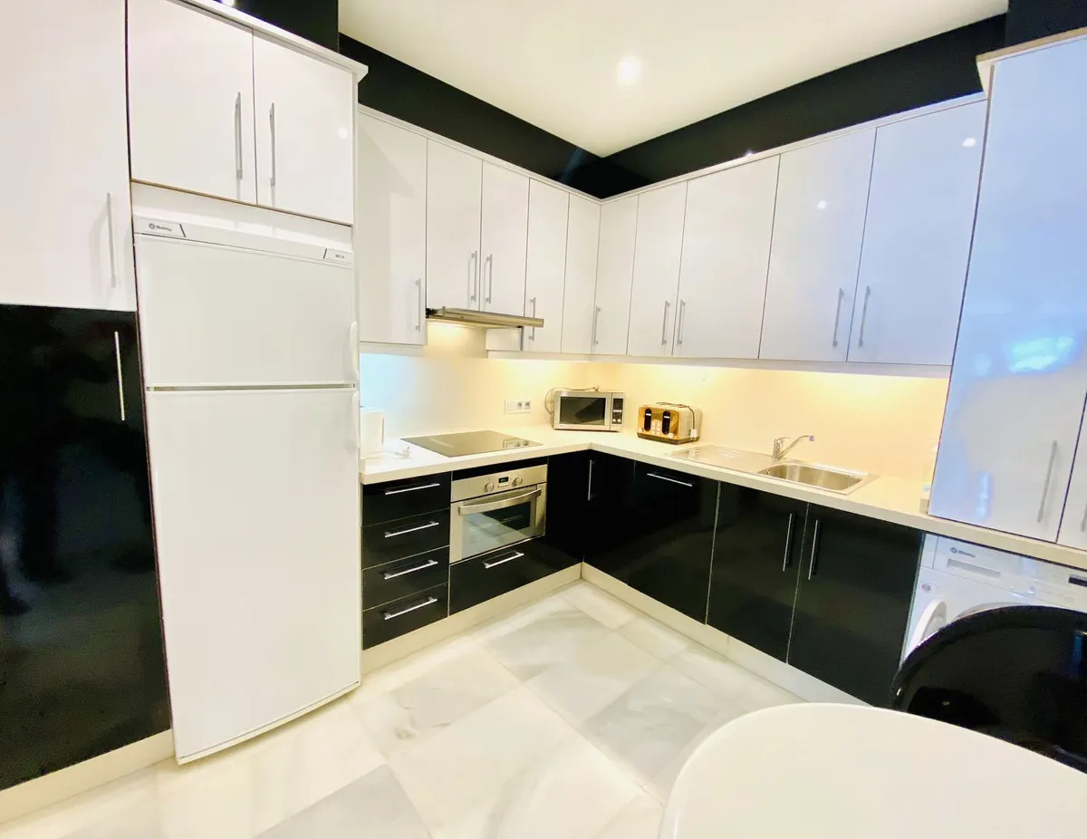 228eb719-61ae-49ee-bd0f-a409643b24f1