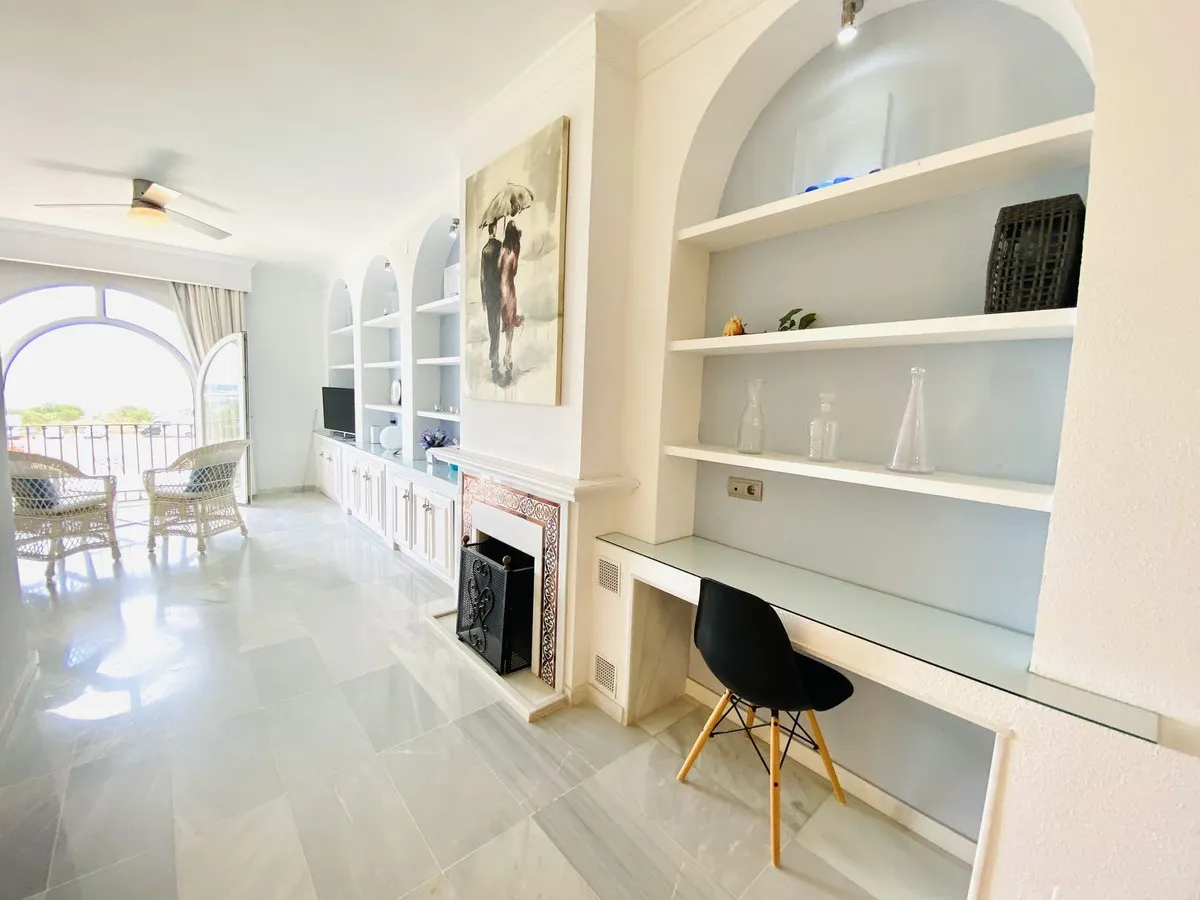 4a1370b0-bd2f-4b2a-8b72-0f427eb2b2ff