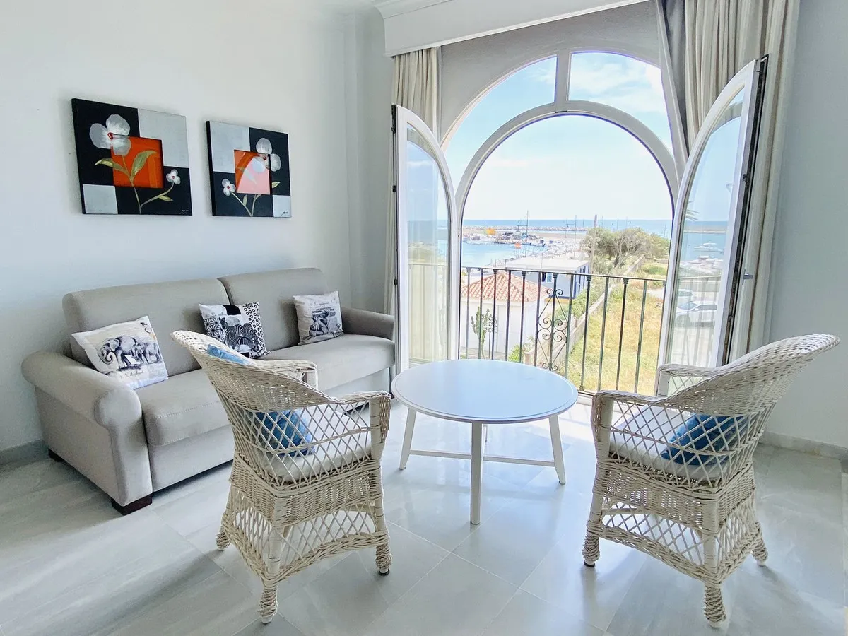 4e713745-302b-4088-b59c-65e314b23bf3