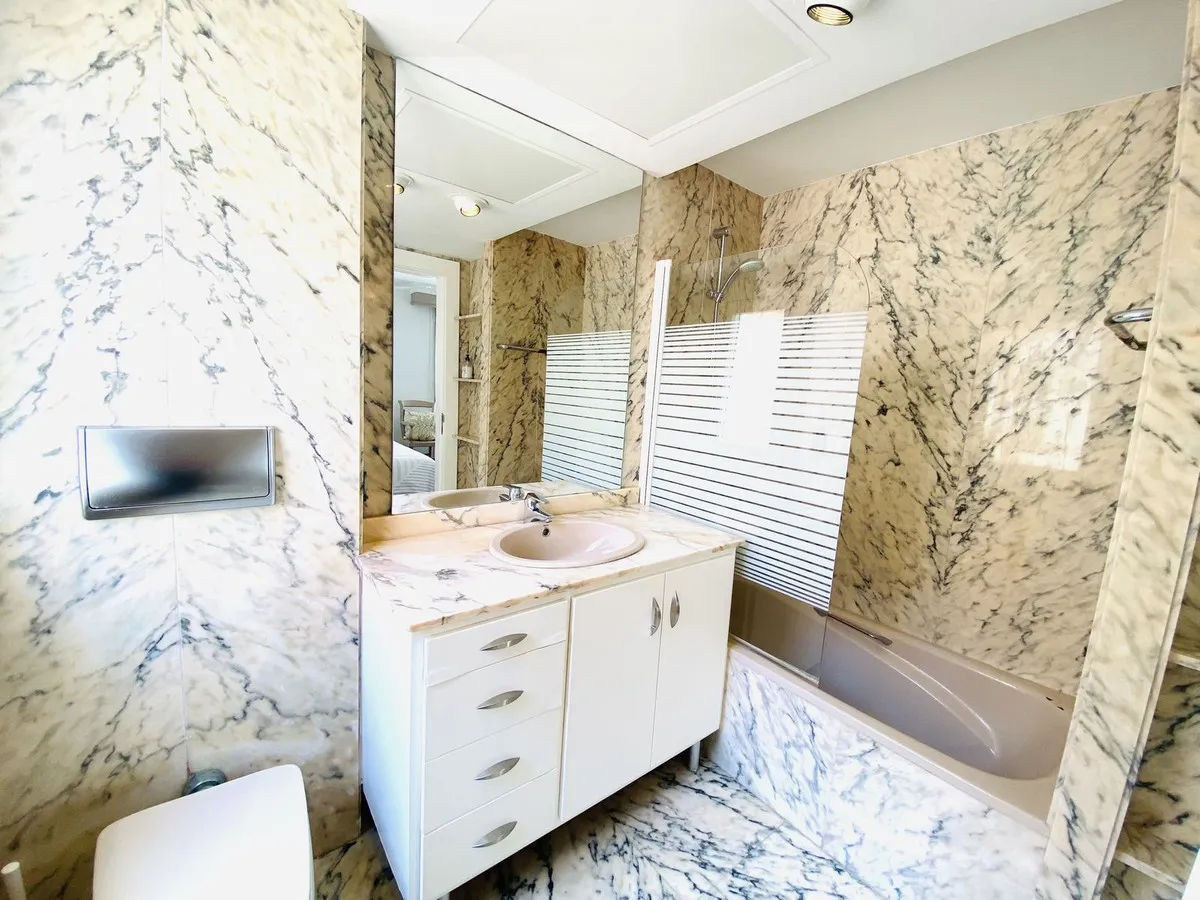 83d98385-3e10-4957-9b35-b21c2154b156