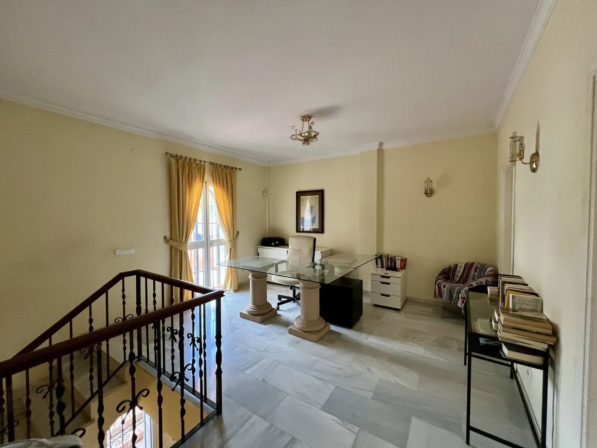 235b3156-ef2b-4c1d-98ff-63b2aa816b64