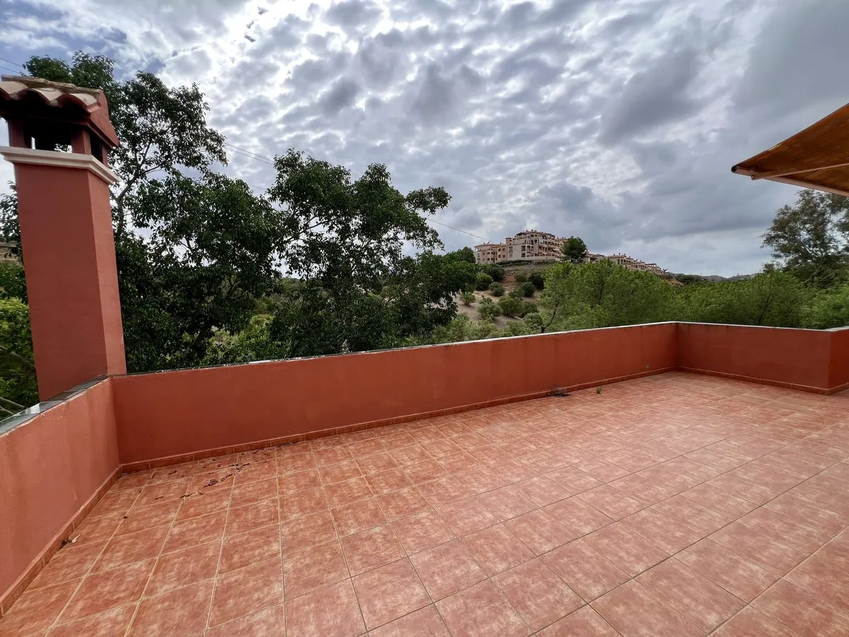 4c312365-1759-49a3-b85e-c8c50b8676d9