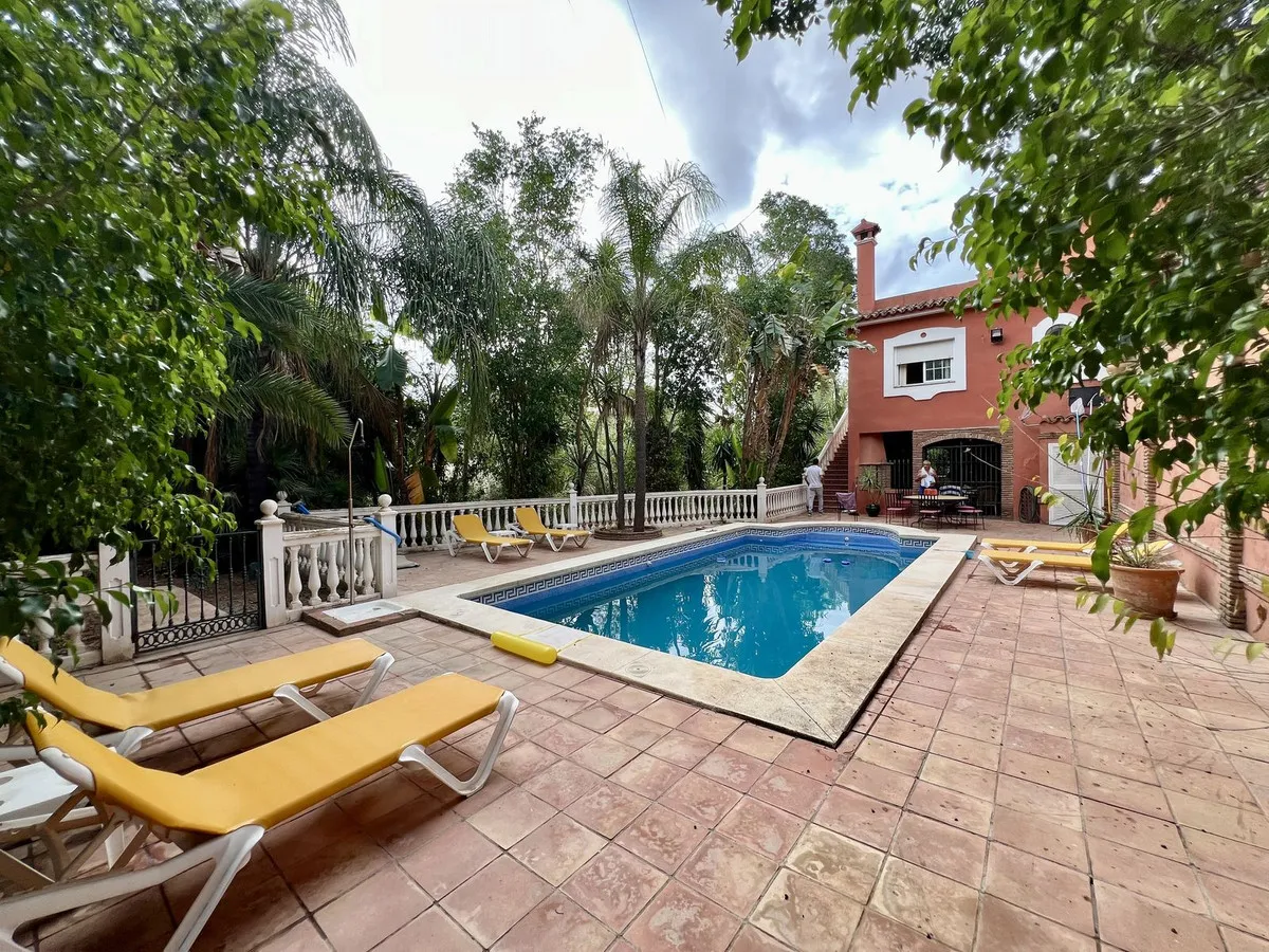 8479f4a9-9f4c-43b7-85ec-d19a542d706f