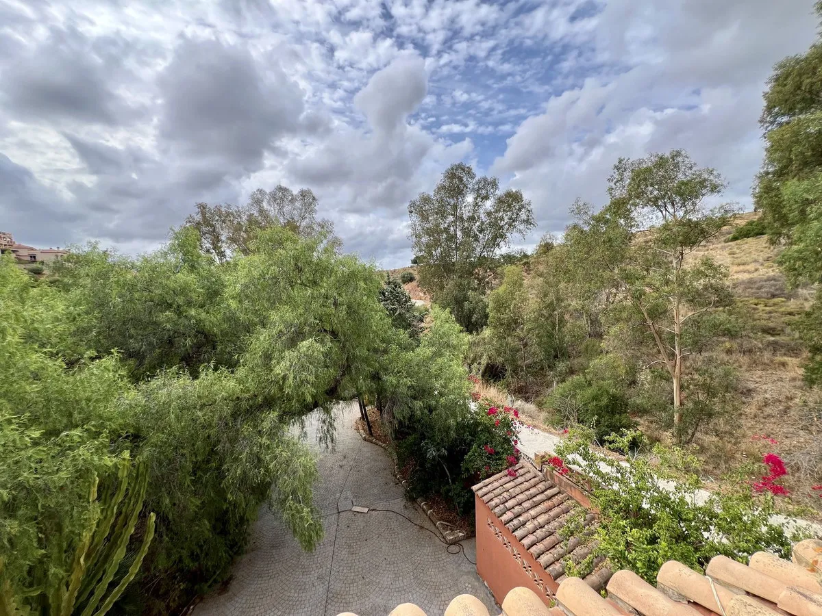 8761c6ad-9336-48c7-acd2-eeaac881ee79