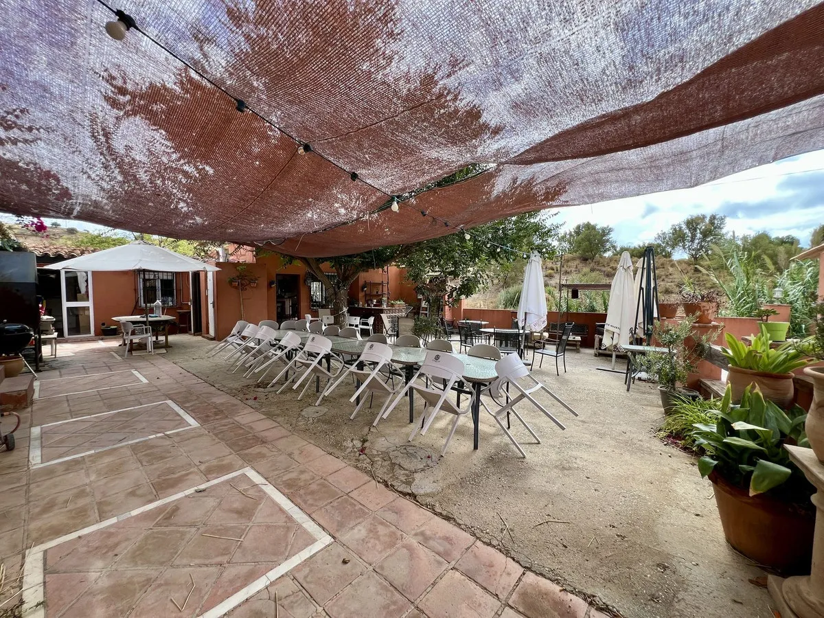 9bebdbc2-f57a-477e-a5dc-2d0c9e6e4802