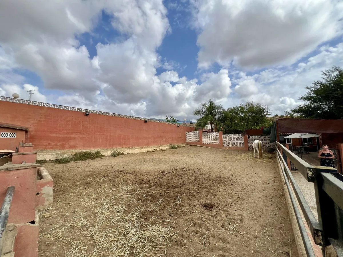 ae47d3b7-76e1-4a38-9a96-e5acb36c691d