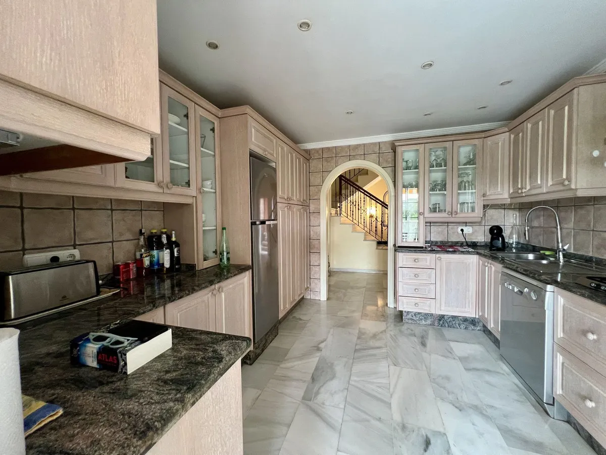 f59789cd-6105-4691-a1d9-70305b67b217