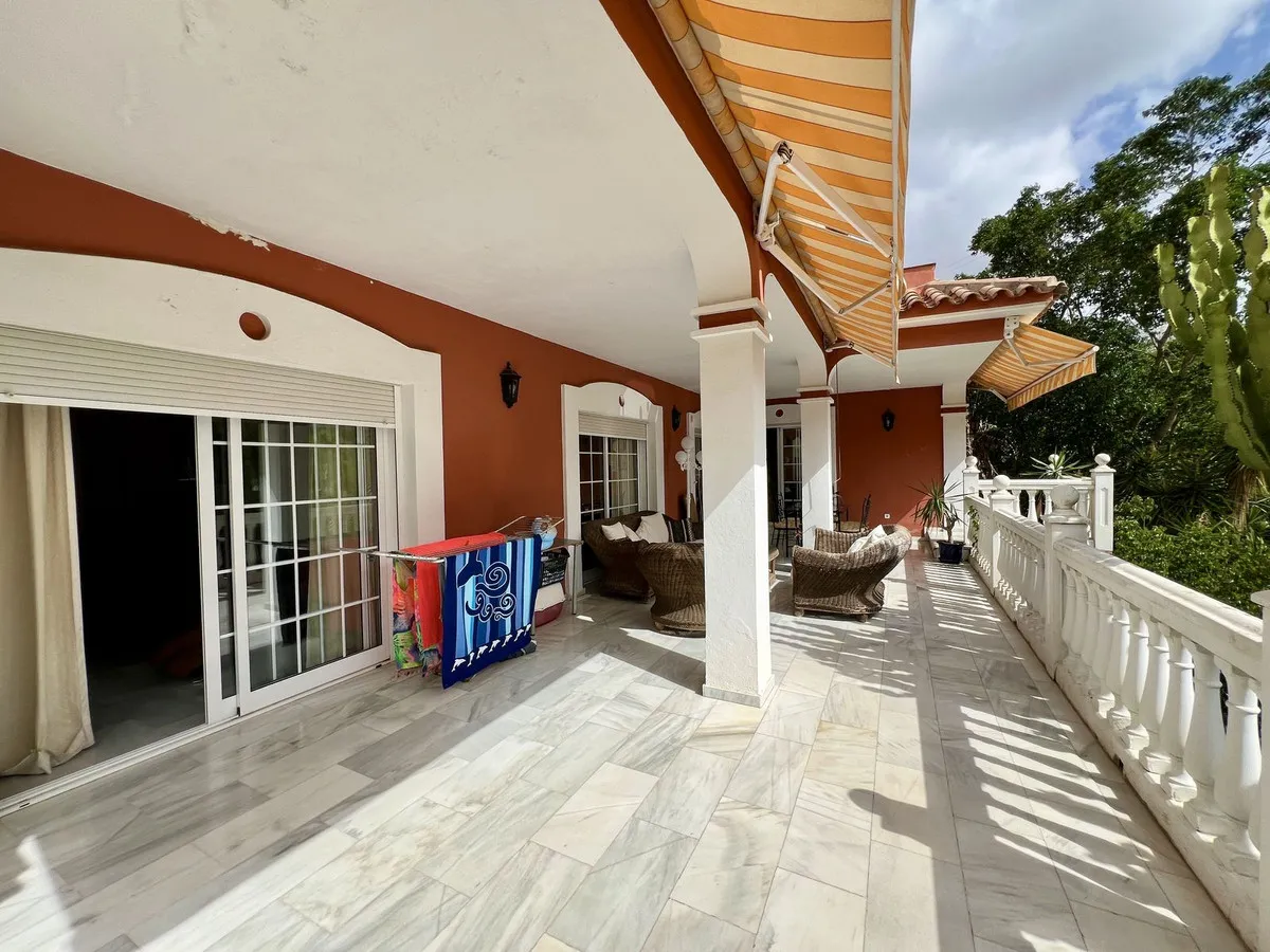 fcd5e4e8-58ef-4222-a288-d6fd3f10f477