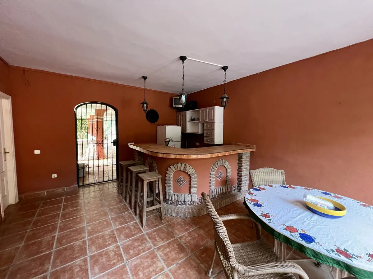 fdd8af5d-fc0a-4387-a894-f26132c6dbdc