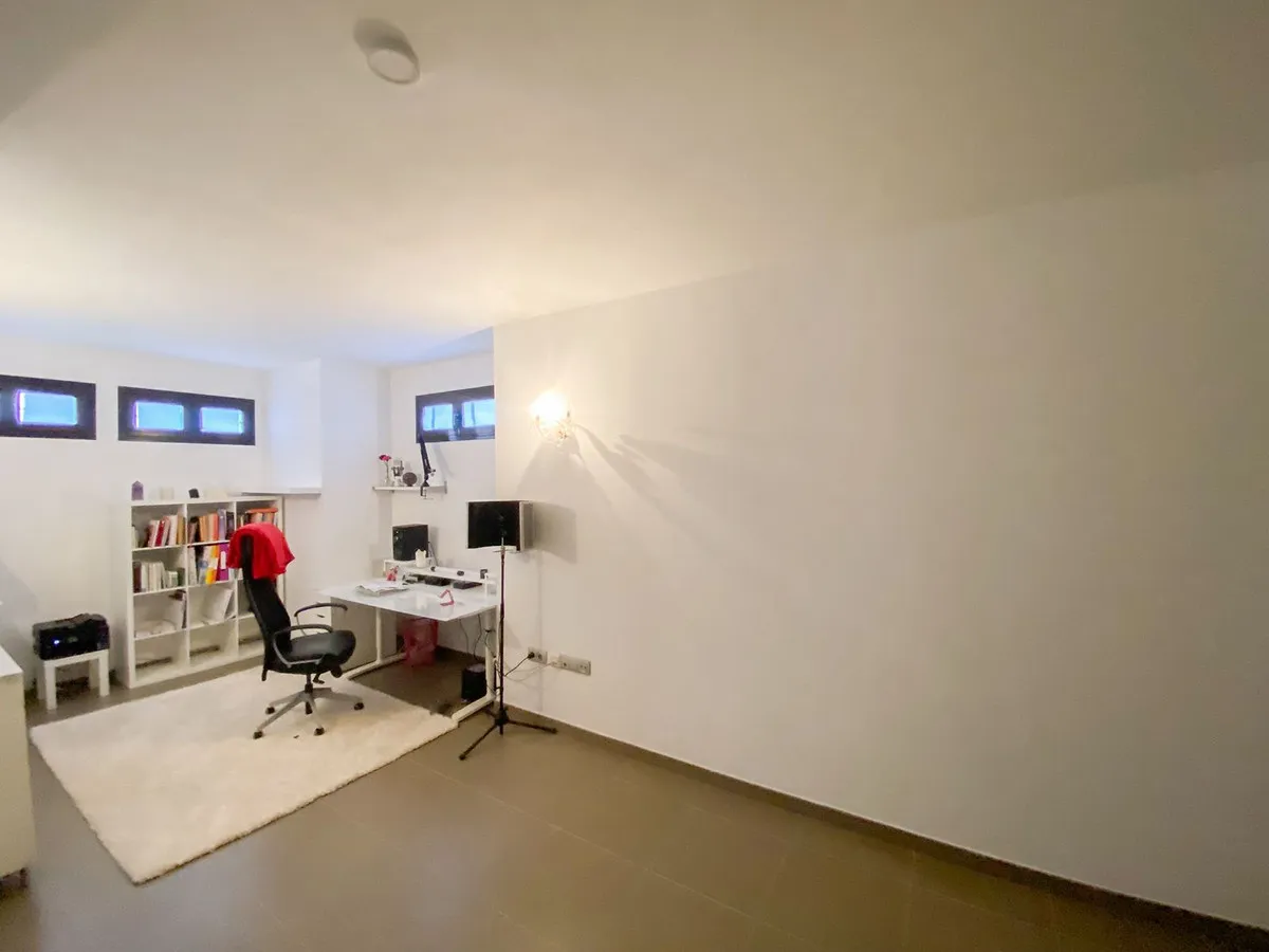 dd011917-fb87-4418-8485-3126ae814f7d