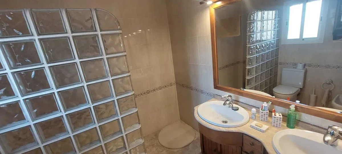 752c077b-c43e-4ed0-bb6f-21d2ffd3c29a