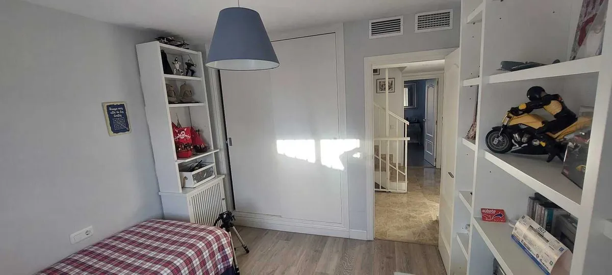 8747a0dc-f1f7-4fc5-8f44-ad58b4c7d4e6