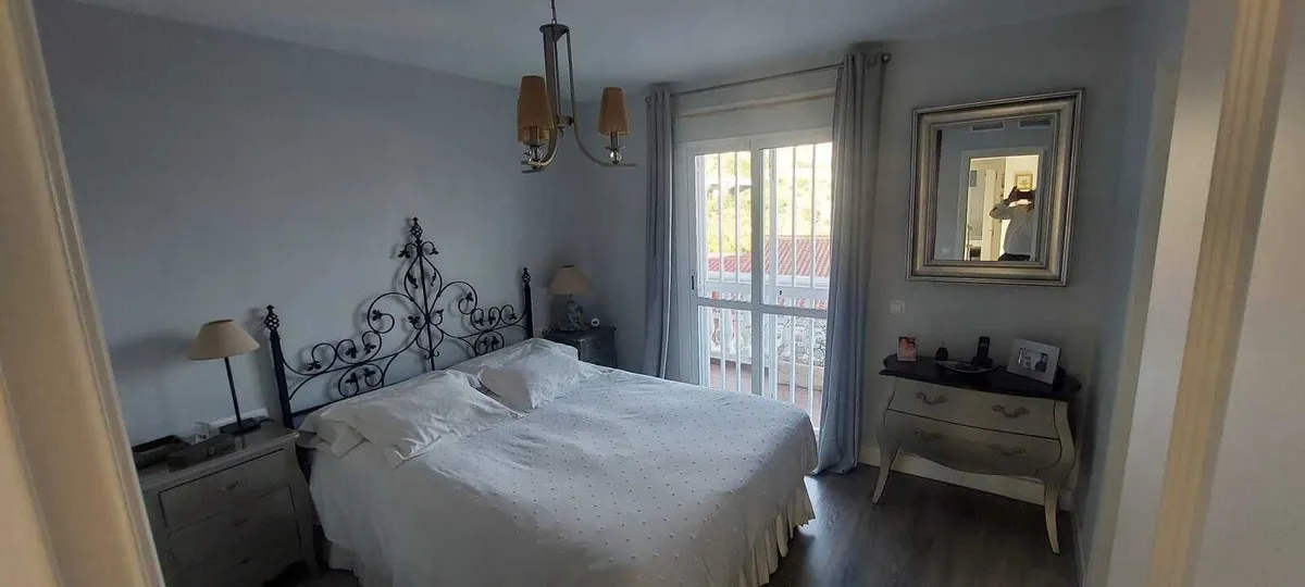 c06d4419-10d4-4fb8-b2c1-1bad9fd04369