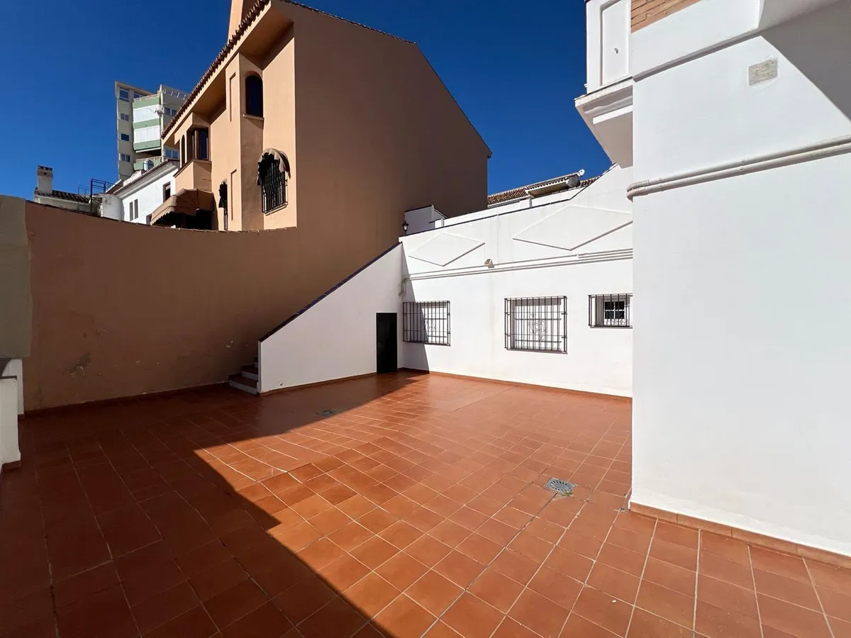 250cae5f-c64c-4483-97f3-df62009e273a