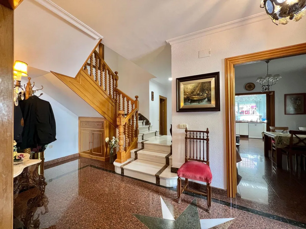 5704c945-0ada-43f8-b0ee-31fd33dc1e7e