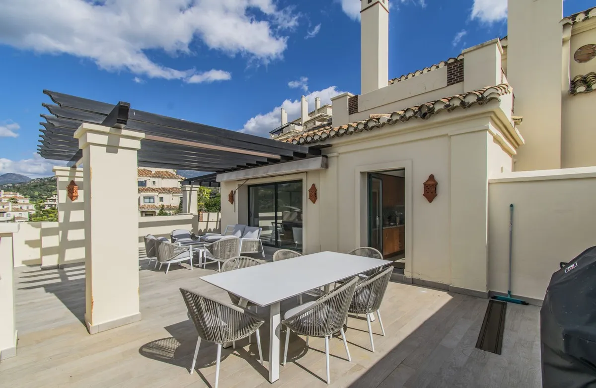 307503db-f03e-4e5b-a6ad-08eaa59b2bd1