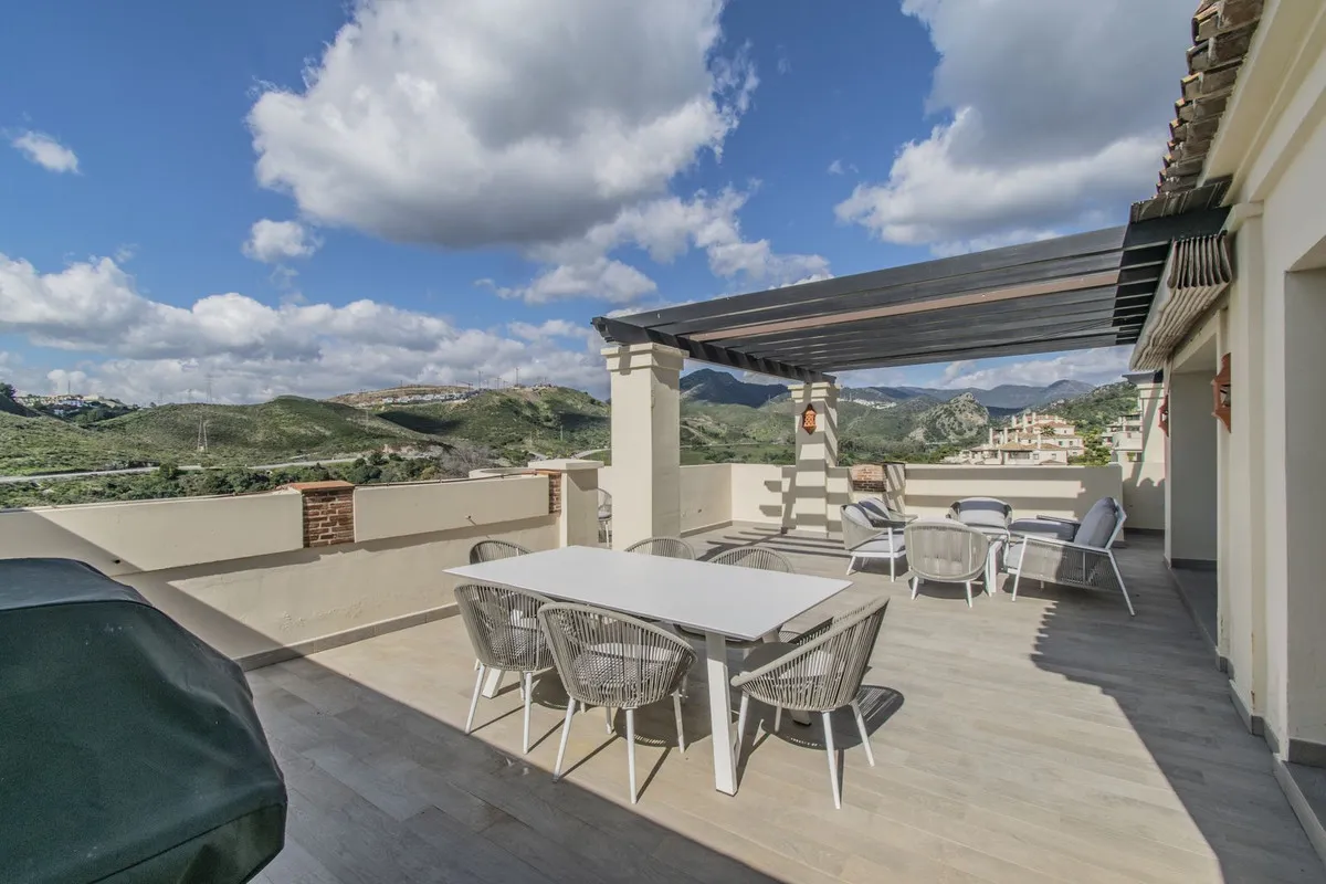 36ecf0a8-1ad3-45c9-a9ce-13bf6efbcfa6